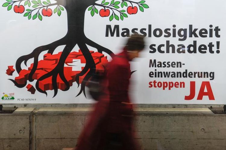 Les Suisses votent oui à la limitation de l immigration de masse